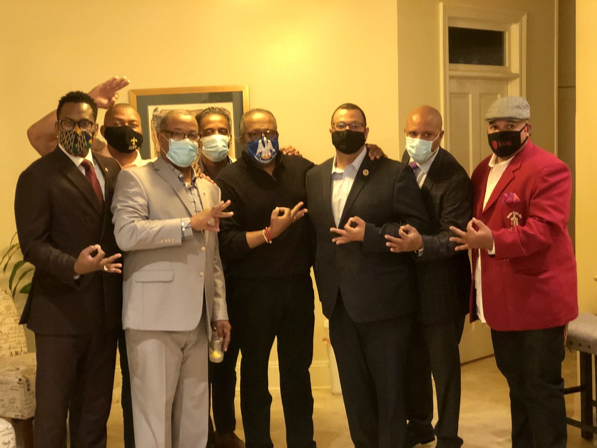 RobMcKnight0017's tweet photo. 🗣 Where are the NUPES? Calling ALL Louisiana NUPES👌🏾 🗣 Our very own good brother and my mentor  @tcartersenate needs YOU to tap in as WE make this push to #CapitolHill #DC #LA2.  NUPES, we cannot do this with without YOU! #NUPESForTROY #TogetherforTROY #1911 #J5isCOMING https://t.co/L5uykFLRWE