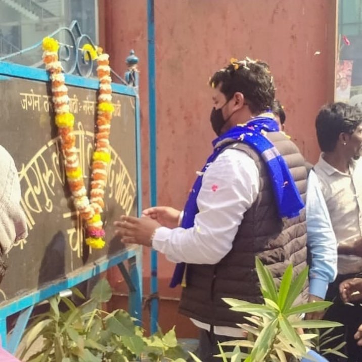 KavyaAmbedkar's tweet photo. बडे़ भैया @BhimArmyChief  महाराष्ट्र दौरे पर पहुंचे। कल 1 जनवरी को #भीमाकोरे���ांव  जाएंगे। https://t.co/owmV09IU5q