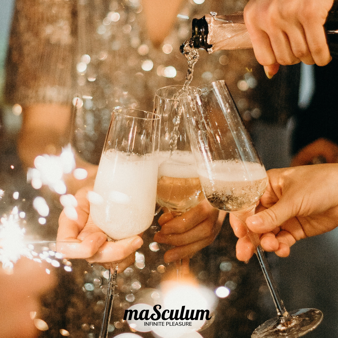 MasculumNL's tweet photo. Wij wensen onze iedereen een super gezond nieuw jaar en Infinite Pleasure toe.

Masculum

#masculum
#infinitepleasure
#happynewyear
#gelukkignieuwjaar
#gaynl
#gaydutchies
#gaynederland
#lgbt
#lhbt
#lgbtiq
#lgbtcouple
#lgbtlove https://t.co/i8jk0C2CLX