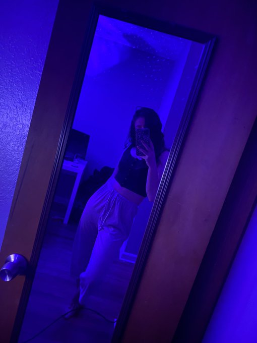 Good morning everyone 🥰 https://t.co/gD8xTUri8P