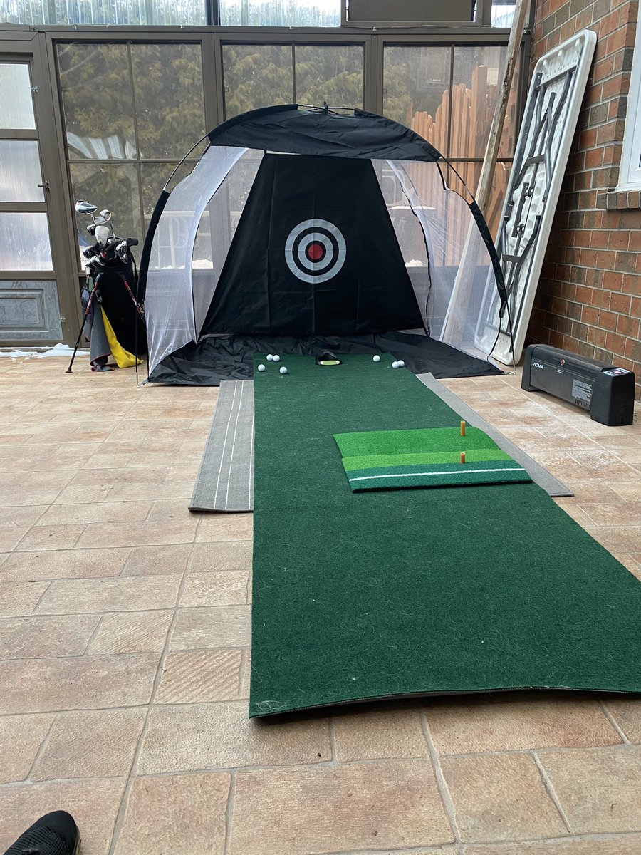 rickyboum's tweet photo. Petit projet du temps des fêtes. Step 1. Slowly but surely 🏌🏻‍♂️⛳️ https://t.co/ifvheWOsGe