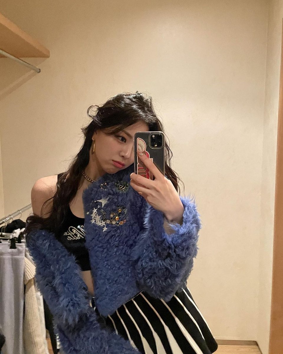 foryunaitzy's tweet photo. #YUNA #ITZY https://t.co/d7vVUNO2g3