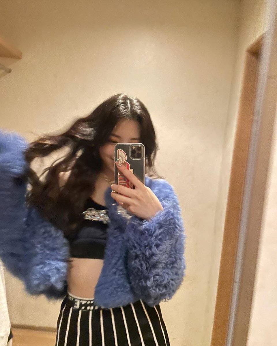 foryunaitzy's tweet photo. #YUNA #ITZY https://t.co/d7vVUNO2g3