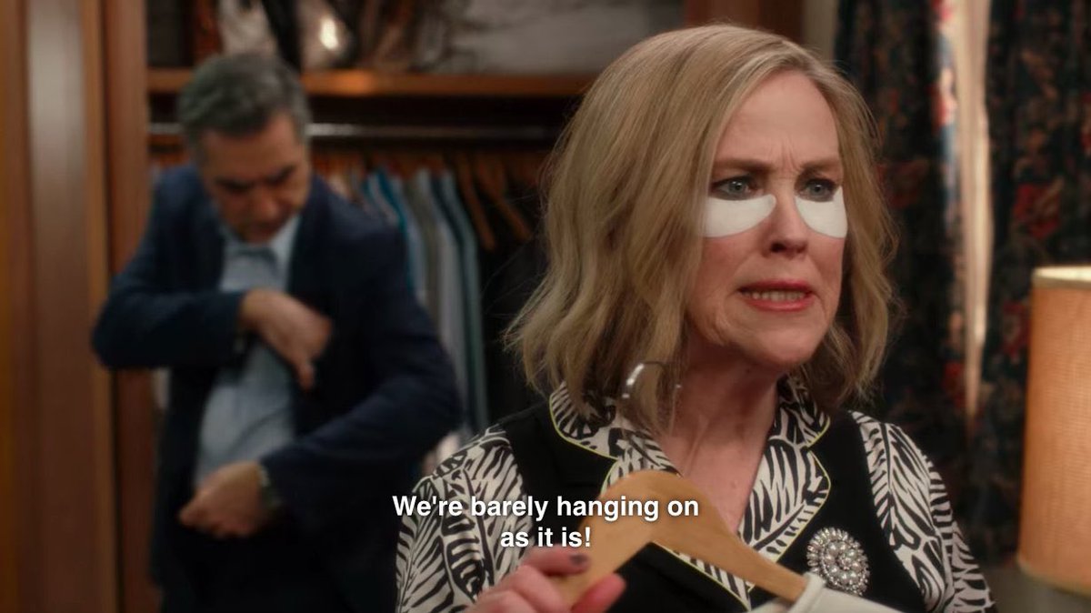 nocontxtSC's tweet photo. 2020 recap told by Moira https://t.co/oJCcF9VM0g