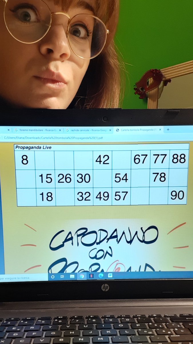 Indovina chi si è rifatto Twitter apposta per partecipare alla tombola di Propaganda Live?
 #propagandalive #propagandatombola #cisiarrangia #benemanonbenissimo #Capodanno2021 <a href="/welikeduel/">Propaganda Live</a>