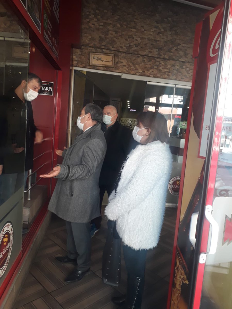 dr_alikurt05's tweet photo. Yükün son gününü gençlerin mesajı ile tamamladık. Gençleri “ değişim şart dediler” değişimin adresi gelecek dedim. #davutoğlu #gelecekpartsi #geleceksamsun #gelecenniğde #gekecekbursa #gelecekkarabük #gelecekurfa #geleceksinpp #gelecekkpnys #gelecekşzmir #gelecekkars https://t.co/cApLuz8WrR