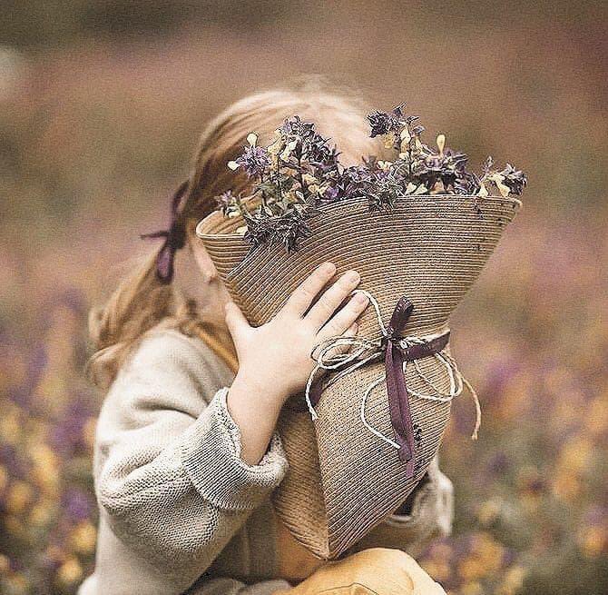 F5i1x's tweet photo. وفي ليلة الجمعة 🦋
أنت خلقت هذا القلب يالله وانت حسبه
هب لهُ منك جبرًا  ، عافيةً ،  صبرًاورضا
بكل الأقدار ، وزيادة قوةً الي قوّته . https://t.co/v71rJZrqSn