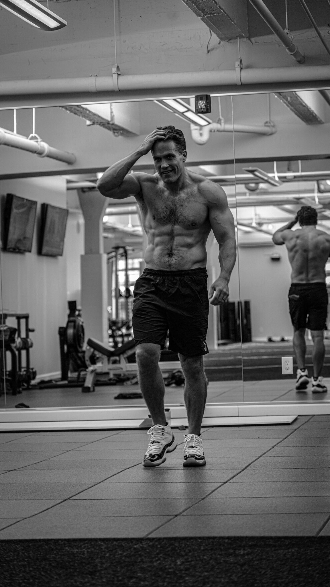 Nathaniel E Burleson on Twitter: "My guy @KyleBrandt used 2020 to get fit  and reinvent who he is! I remember us having a conversation after our show  about getting in shape so