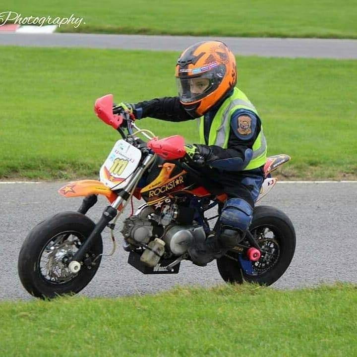 TheHardCompound's tweet photo. A final #BackedRider update for 2020 - @CalMaxwell111
A victory at Angmering in December, a new sponsor and a fantastic new livery in progress - 2021 is looking great!
More on our Instagram & https://t.co/Da6dUeCekZ
Happy New Year Callum!
#StartThemYoung #HelpThemEarly https://t.co/ddUhUvmCm9