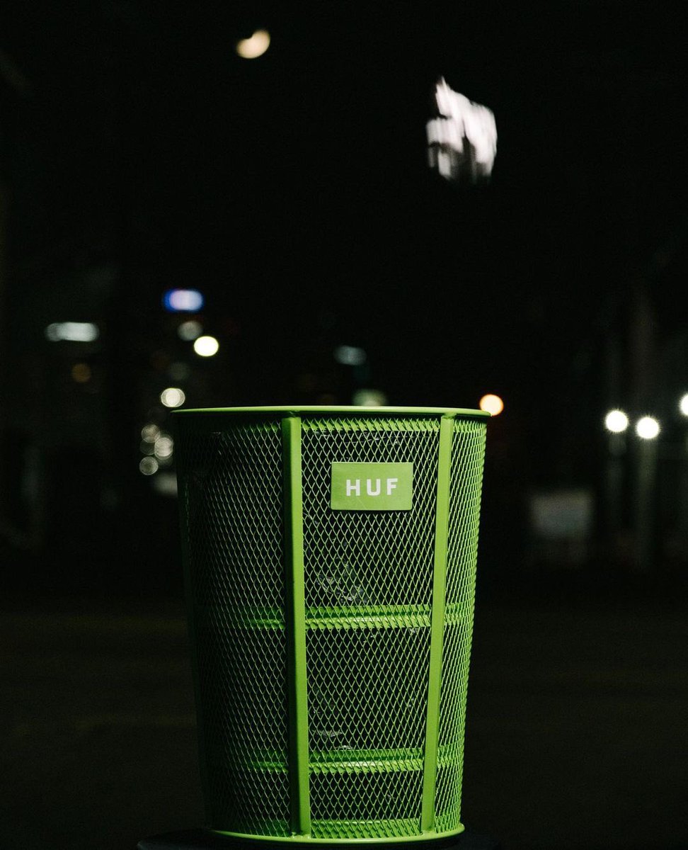 2020, get in the trash! 🗑 This past year has been a tough one for all of us -  but we’re forever grateful to all our stores, our brands, our customers, our team and all of you. Catch up in 2021! 🍾❤️