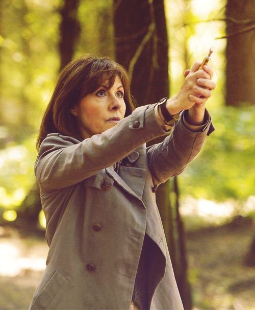 open this thread if you love doctor who!/safe/gen