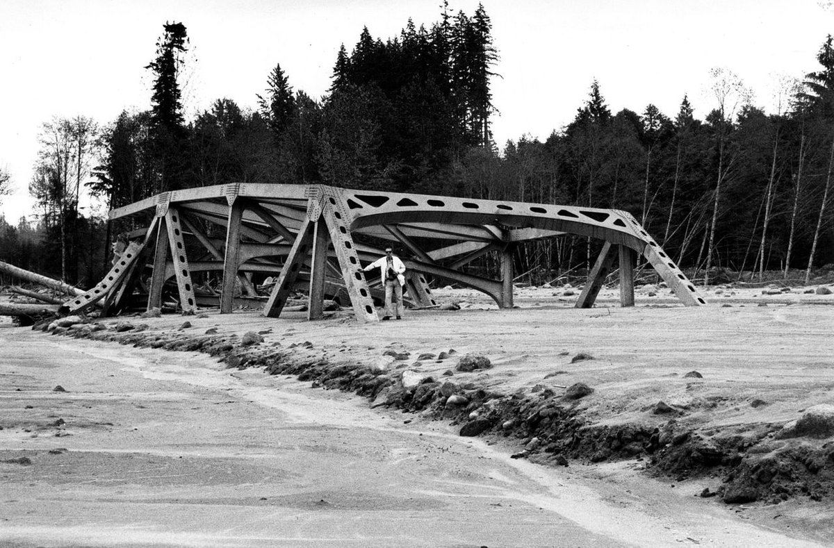 wsdot's tweet photo. On May 18, we recognized the 40th anniversary of the eruption of Mount St. Helens with a story looking back at our role in the recovery. https://t.co/tRI4iEgsDK #WSDOT20 https://t.co/RDIgpIFslw