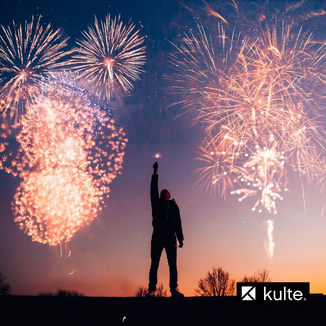 Parce que notre ADN est la fête et que nous vous accompagnons depuis plus de 20ans, Kulte vous souhaite un excellent réveillon de #NouvelAn 🎆

#Kulte #PositiveBrand #OrganicBrand #Fete