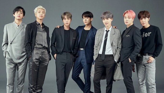 Группа втс корея. H. Самый популярный мембер бтс. Бтс каст. Группа bts.