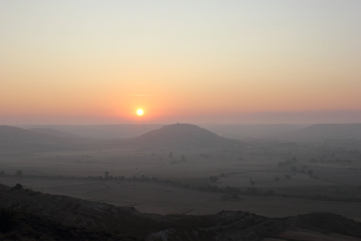 As a new day is on the horizon. Darkness will soon fade, and everything will be alright! Happy New Year, everyone.