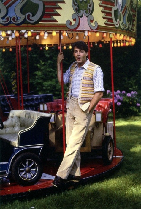 davy jones and paul mccartney as each othera beautiful thread to start the year