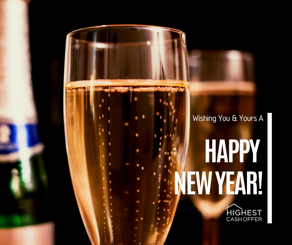 HighestCashOffr's tweet photo. All of us at https://t.co/8aBmqIAdgF wish you a happy &amp; healthy 2021!! 🕛🥂🎉 https://t.co/GEiGI3DyLJ