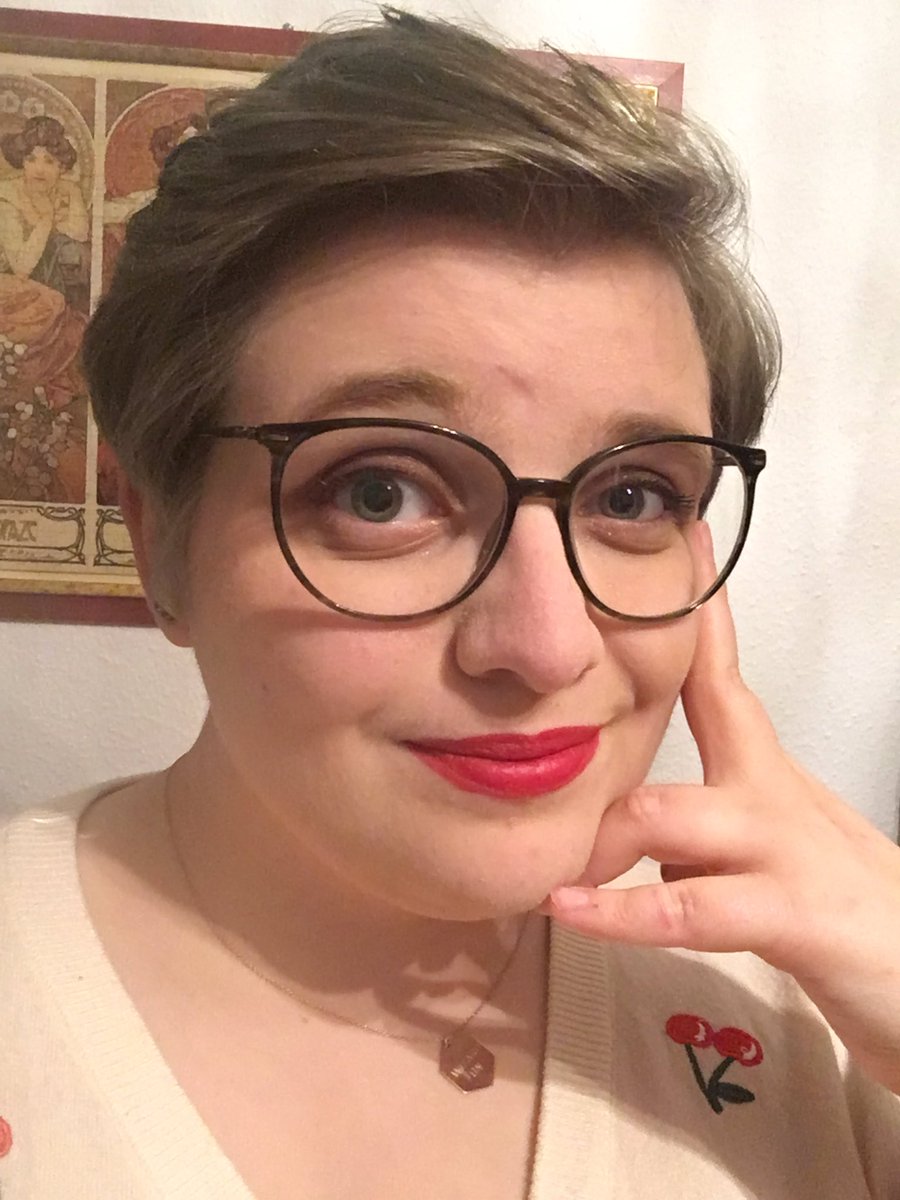 DSpaceHunter's tweet photo. Speaking of which... I'm adorable. 

Featuring re-dyed and styled hair and my trustworthy #WizardOn necklace kindly promoted by @PotterlessPod earlier this year. https://t.co/CydzcNs3Qq