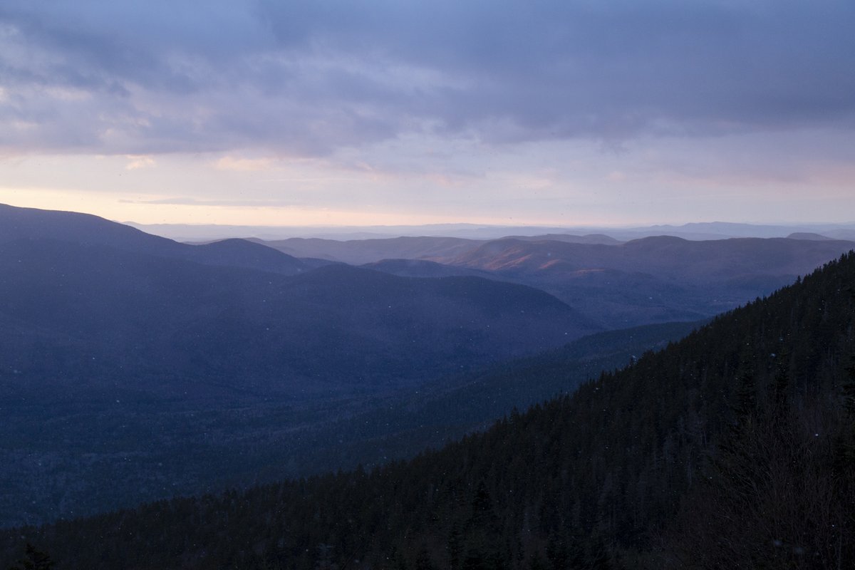 Wishing you all a Happy New Year and we hope your 2021 is filled with lots of adventure and more beautiful views like this one. #visitwatervillevalley