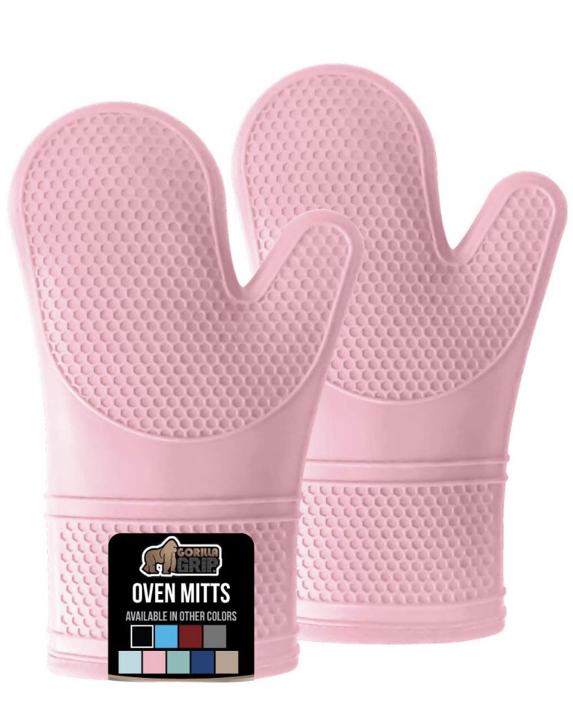 I decided, ok, dammit, sparkly bracelet it is! None of that has anything to do with sparkliness or the colors or my embarrassment.Y’all here’s my iPhone case. And here’s the replacement oven mitts I just got from Amazon. Do I seem like someone who is embarrassed by 7/16