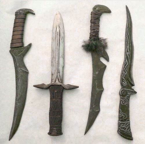 🗡🗡