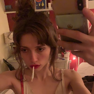 gringostarr666's tweet photo. #NewProfilePic in my childhood bedroom #bitch #bitchmas #bitch #happynewyeag https://t.co/1d1LXProWP