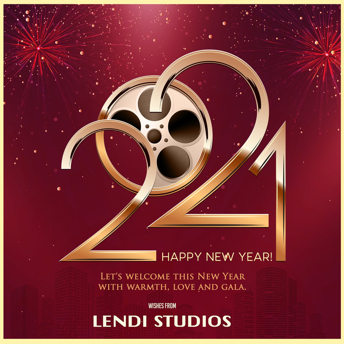 Leave the baggage of past behind &amp; enjoy the New Year with hope &amp; joy🎉

#HappyNewYear2021