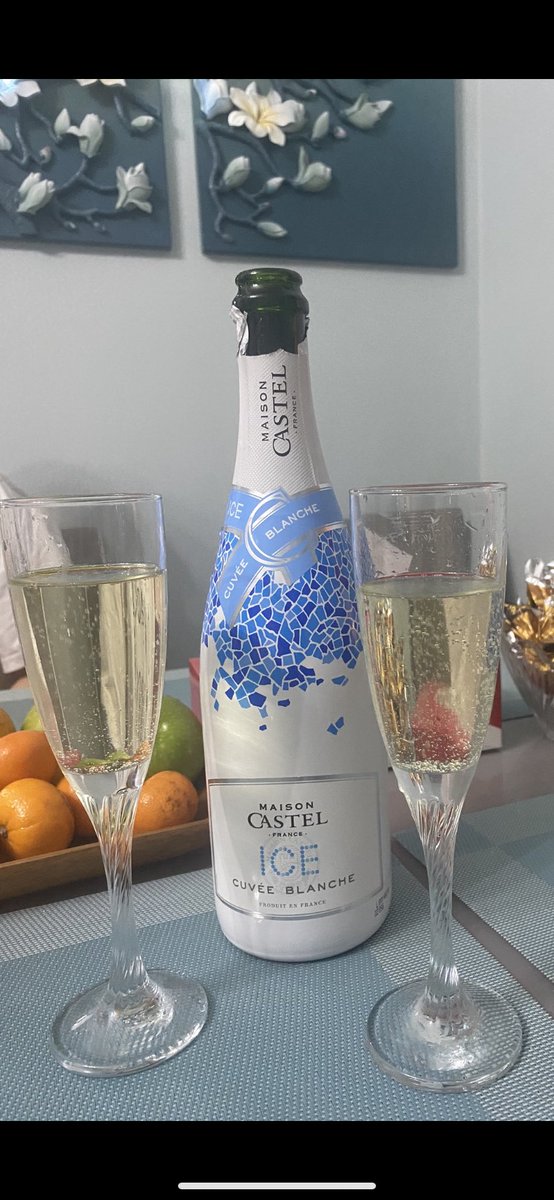 Happy new year 🍾🍾💐💐🎂🎄🎄