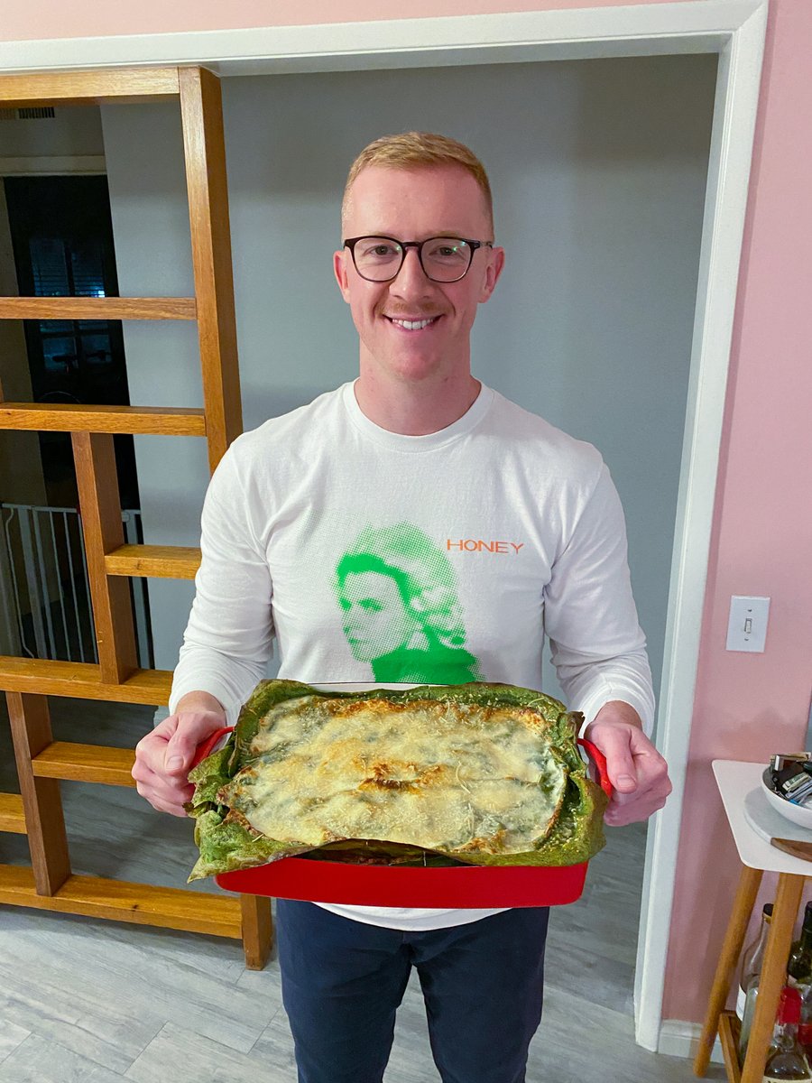 *  @benbmims insanely sophisticated lasagna (note: this was pre-pandemic).