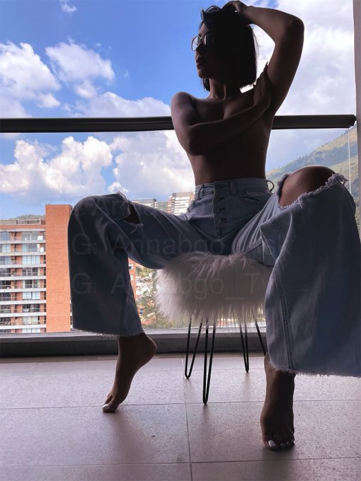 Amores, los que le den RT y me sigan aquí: https://t.co/QvIePyld5F les envío VIDEO ?! Me envían DM con