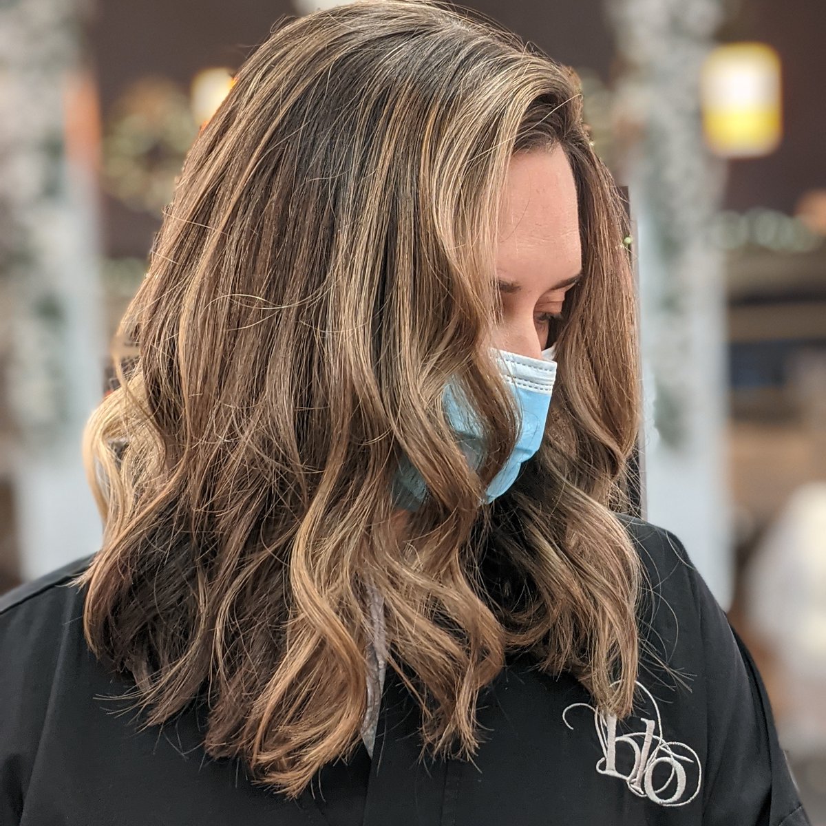 justblo's tweet photo. Chocolate toffee, by Juli.

Are you inspired by this look? Show Juli where you are and where you want to go with our complimentary online consultation - https://t.co/SOhRgc2fUA &amp; Get Gorgeous 
.⠀
.⠀
.⠀
.⠀
.⠀
.⠀
#ShopSmall #SupportLocal #UBUNTU https://t.co/xbo6l7bVkw