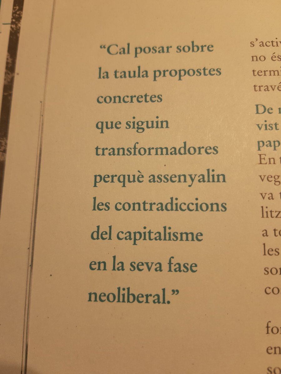 Molt bona manera d'acabar l'any. Lectures molt recomanables a Quaderns d'Educació Social. Gràcies a tot el Consell de Redacció i al <a href="/ceesc_cat/">ceesc_cat</a>