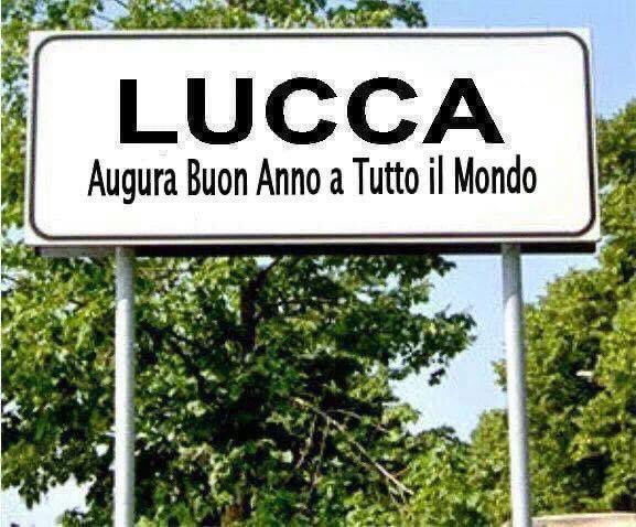 ConoscereLucca's tweet photo. #lucca - Auguri a tutti da parte della Redazione https://t.co/R1MXysQgx3
