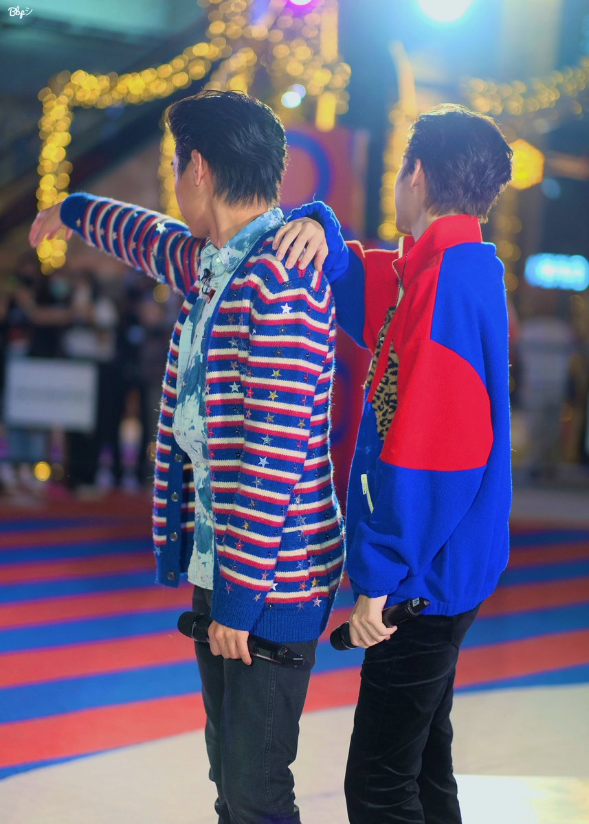 KPakKANA's tweet photo. วันสกินชิปแห่งชาติ https://t.co/WGAYfBxTyE
