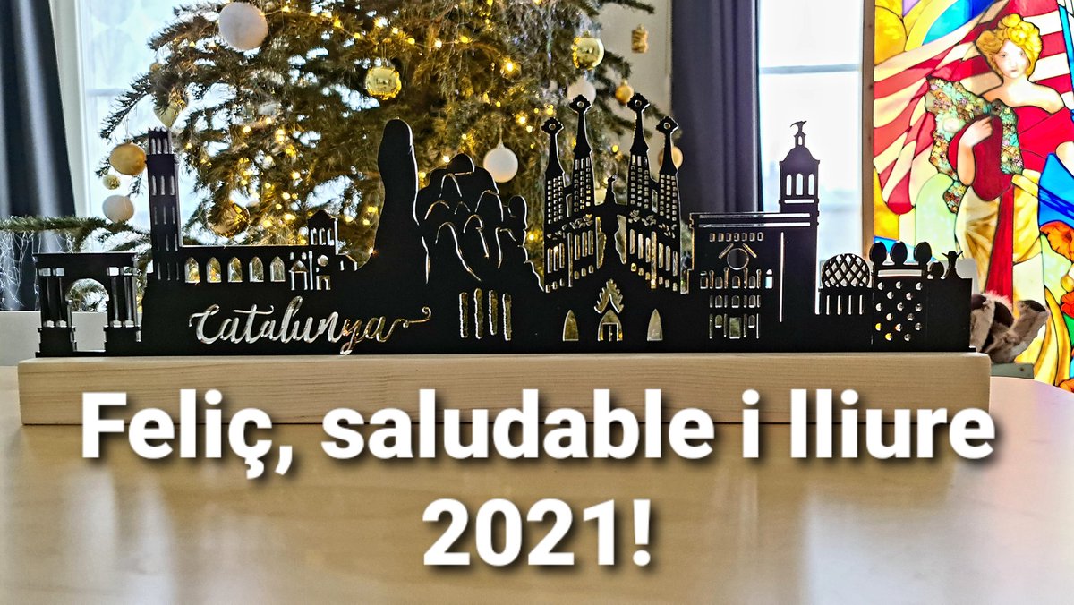 KRLS's tweet photo. Sempre desitgem que l'any nou sigui millor, però enguany és una necessitat. Per la vida de tantes persones, per la seva salut, per la seva feina, per la seva empresa, pels seus estudis, pels seus somnis, i per la llibertat: que el 2021 restitueixi la llum que el 2020 ens ha robat https://t.co/fRyqSQ71Eh