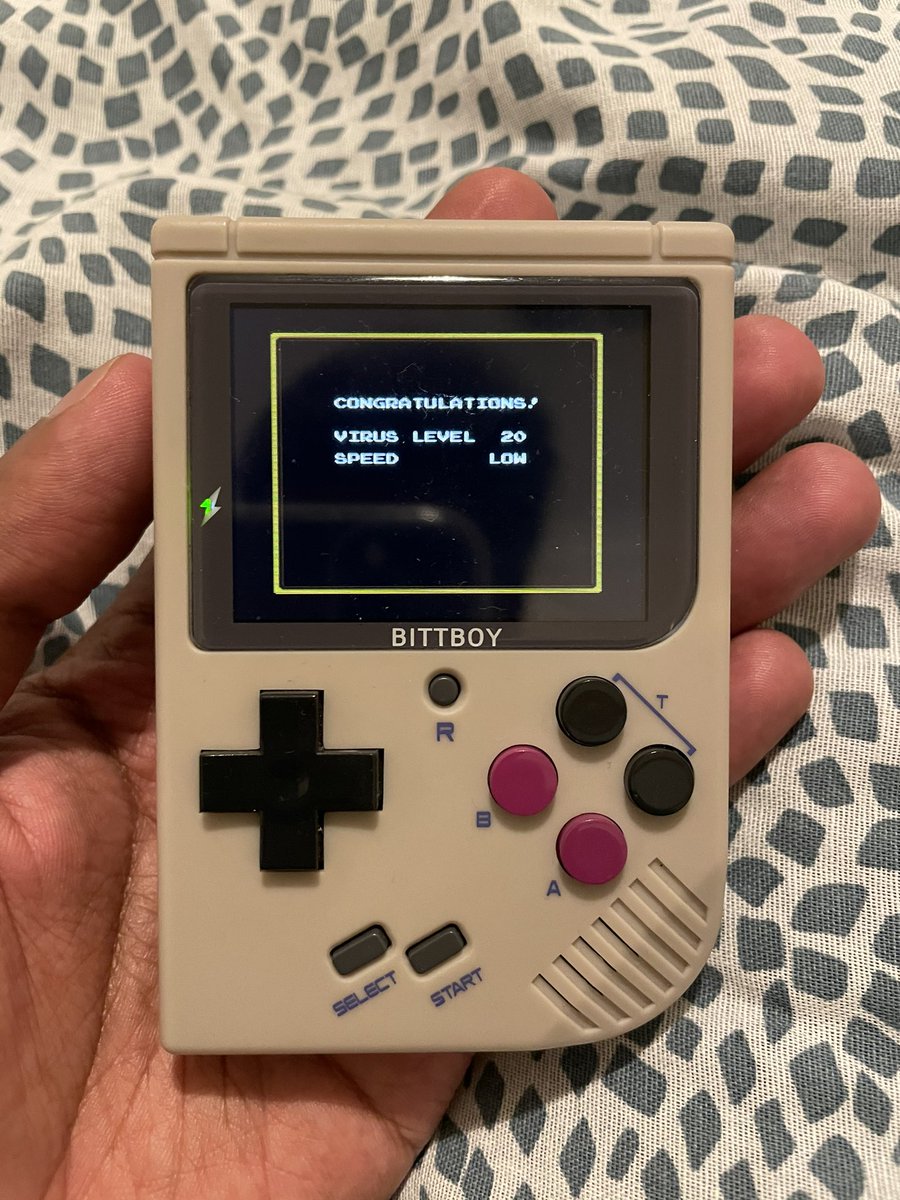 First thing accomplished this new year(an hour early though) was to beat Dr.Mario 💊😎