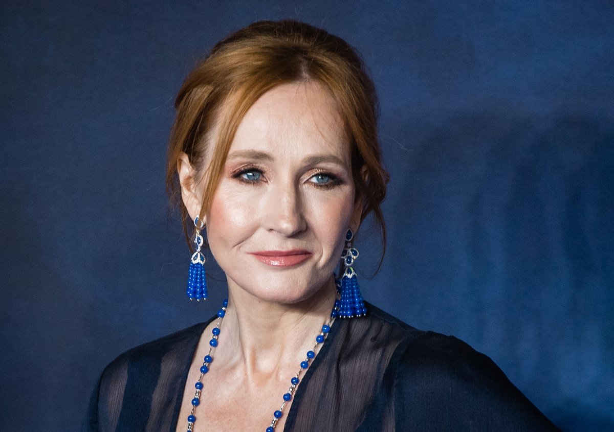 In June,  @jk_rowling wrote a magnificent essay that transformed the sex and gender debate. The public came to realize that it was “transphobic” to discuss biology and the sex-based rights of women and LGB people./8
