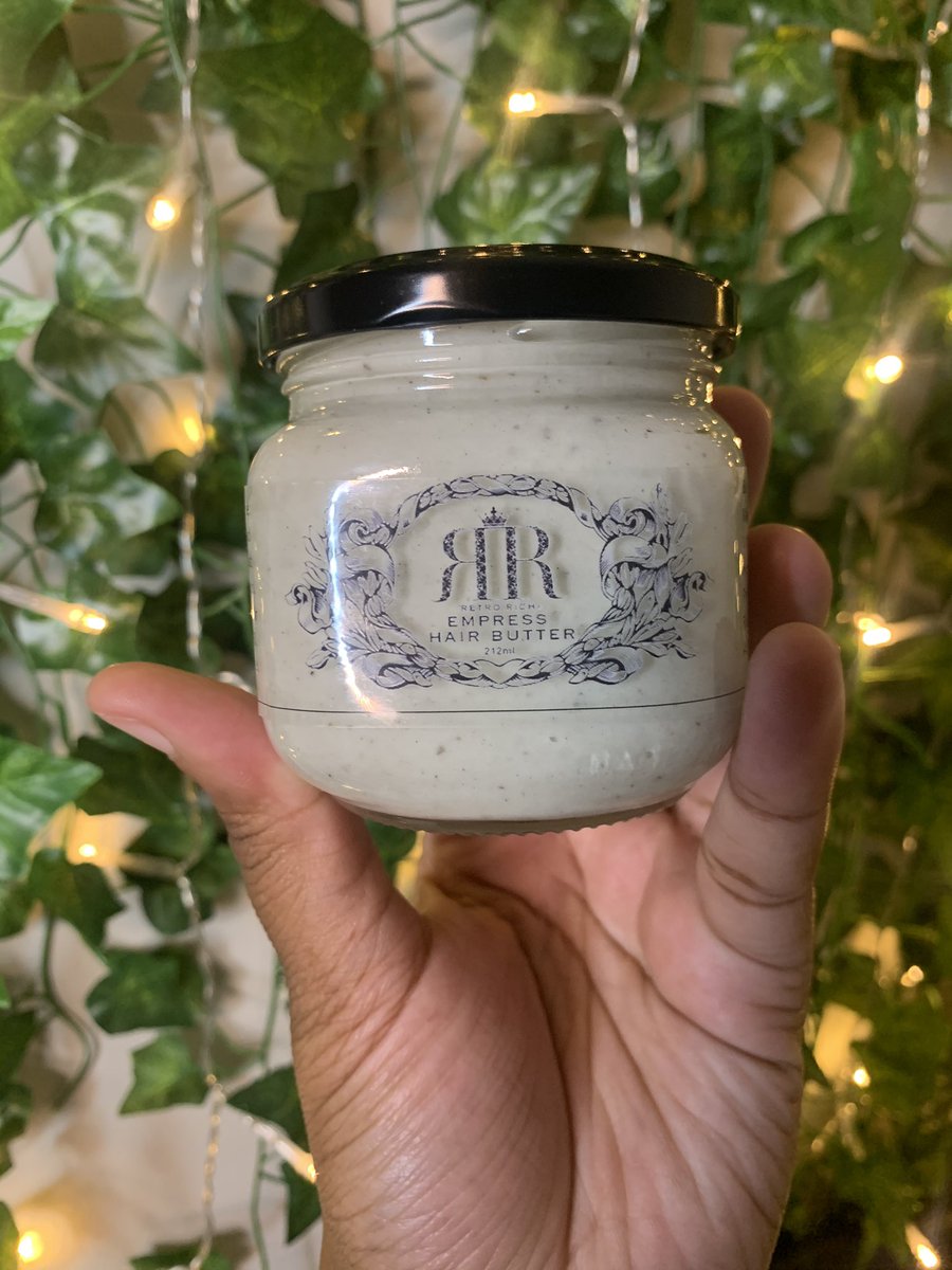 YBS_Tayy's tweet photo. Y'all....... I lowkey love doing product shots 🌚None of these are paid promo by the way. Buttttt shop with @spaaarkss on the LUJO SKIN CAREEE &amp; shop @retrorichco for the natural hair care needs. 😁 https://t.co/iqyFFhbdsl