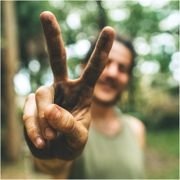 ekoa_brands's tweet photo. Peace &amp; Love is all we wish for the new year! May 2021 bring us brighter days and renewed hopes. We are all in this together and we always will 💚#discoversimple #ekoabrands https://t.co/llgpDALp68