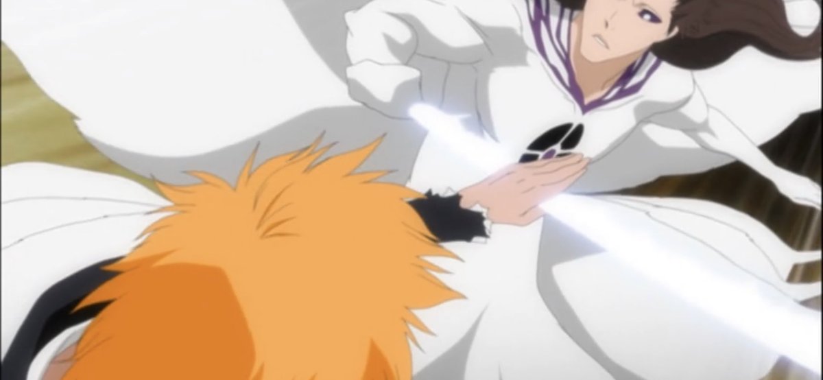 Il prouvera d’ailleurs qu’il abaisse son niveau volontairement , car il arrête le sabre de Aizen à main nue sans forcer (alors que Aizen avait pour projet de détruit le sabre d’ichigo donc il avais clairement mis énormément de force)