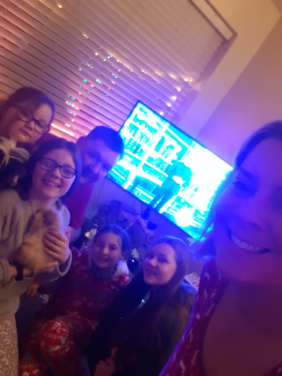 amglavin's tweet photo. Fun at home with the family
#thebignightin
#newyearseve
#2020 https://t.co/3ei1gqUwur