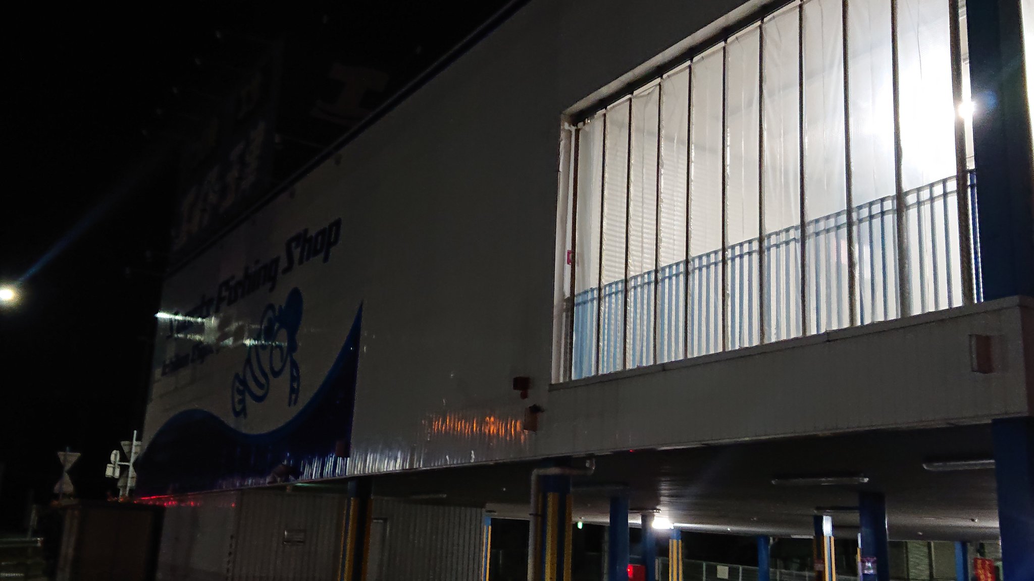 デリカｄ５ フォロワーの皆さん 明けましておめでとうございます 今年も宜しくお願いします 初日の出 よりも 初釣りよりも福袋を優先しました 笑 楽勝 ぶっちぎりの一番乗りです イチバンエイト フィッシングエイト