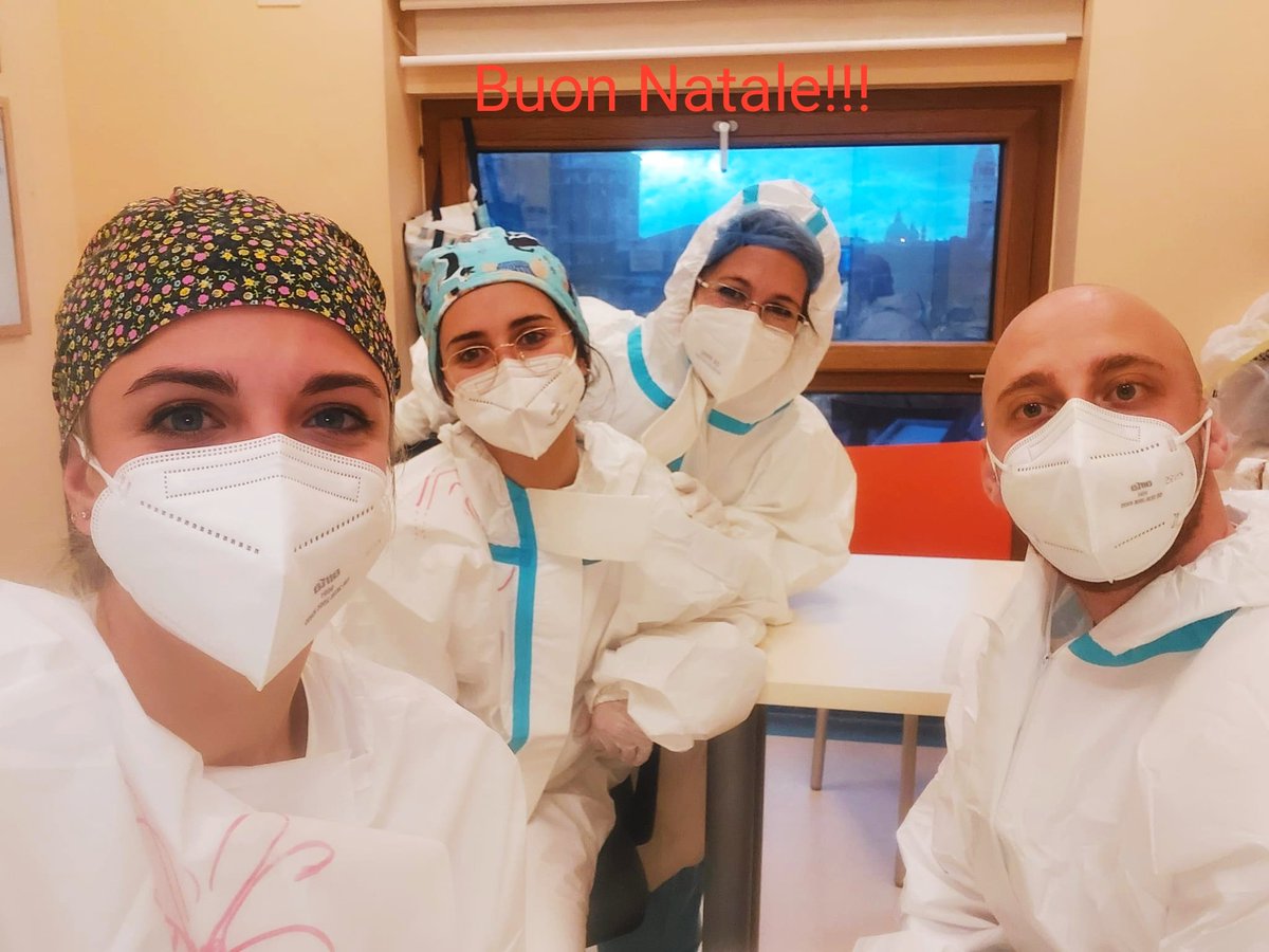 Dal reparto CoVid di Venezia un saluto a tutti per un felice anno nuovo #propagandalive