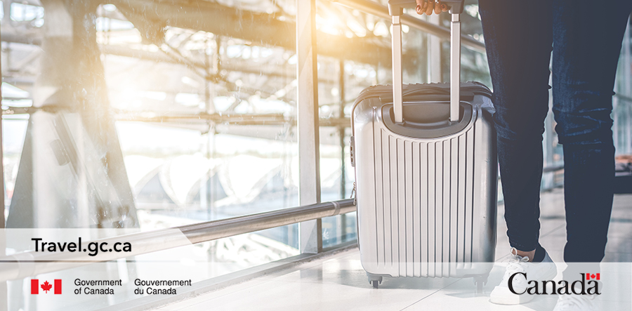 TravelGoC's tweet photo. ⚠️New 🇨🇦 entry measures to protect the health of Canadians ⚠️

As of January 7, passengers travelling to Canada by air, including Canadians, will need to present a negative #COVID19 test result before boarding their flight.

Read the full statement here ➡️https://t.co/BgRvmtdS3e https://t.co/zBCJIE1pwD