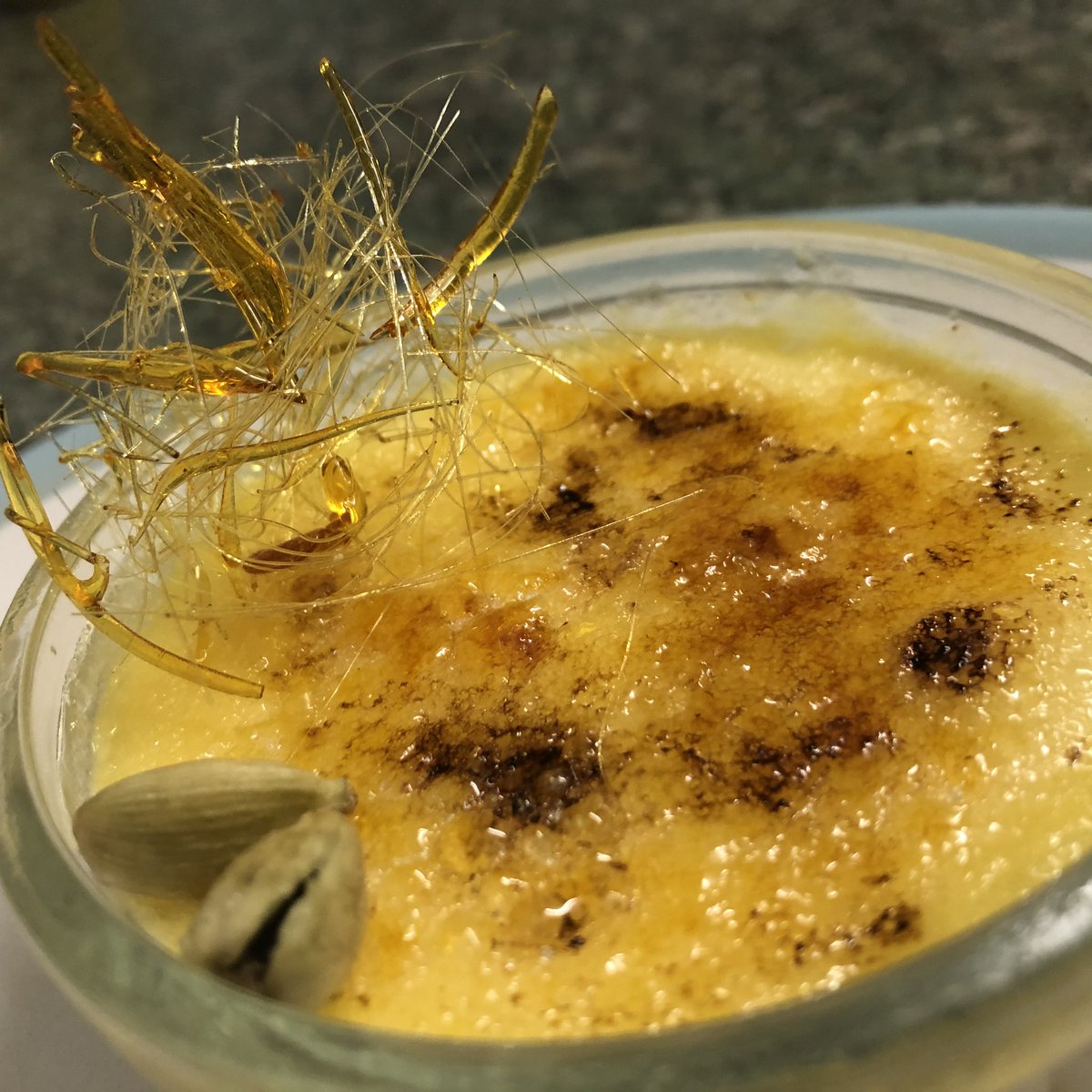 CanutoElena's tweet photo. Wishing all my friends a very happy and healthy 2021!  🥂❤️👩🏻‍🍳🍾
#2021 #cremebrulee 
#newyear #elenit #catering #food #frenchcuisine #italiancuisine #tetbury #cotswolds #chefathome https://t.co/gM1xZZRJK0