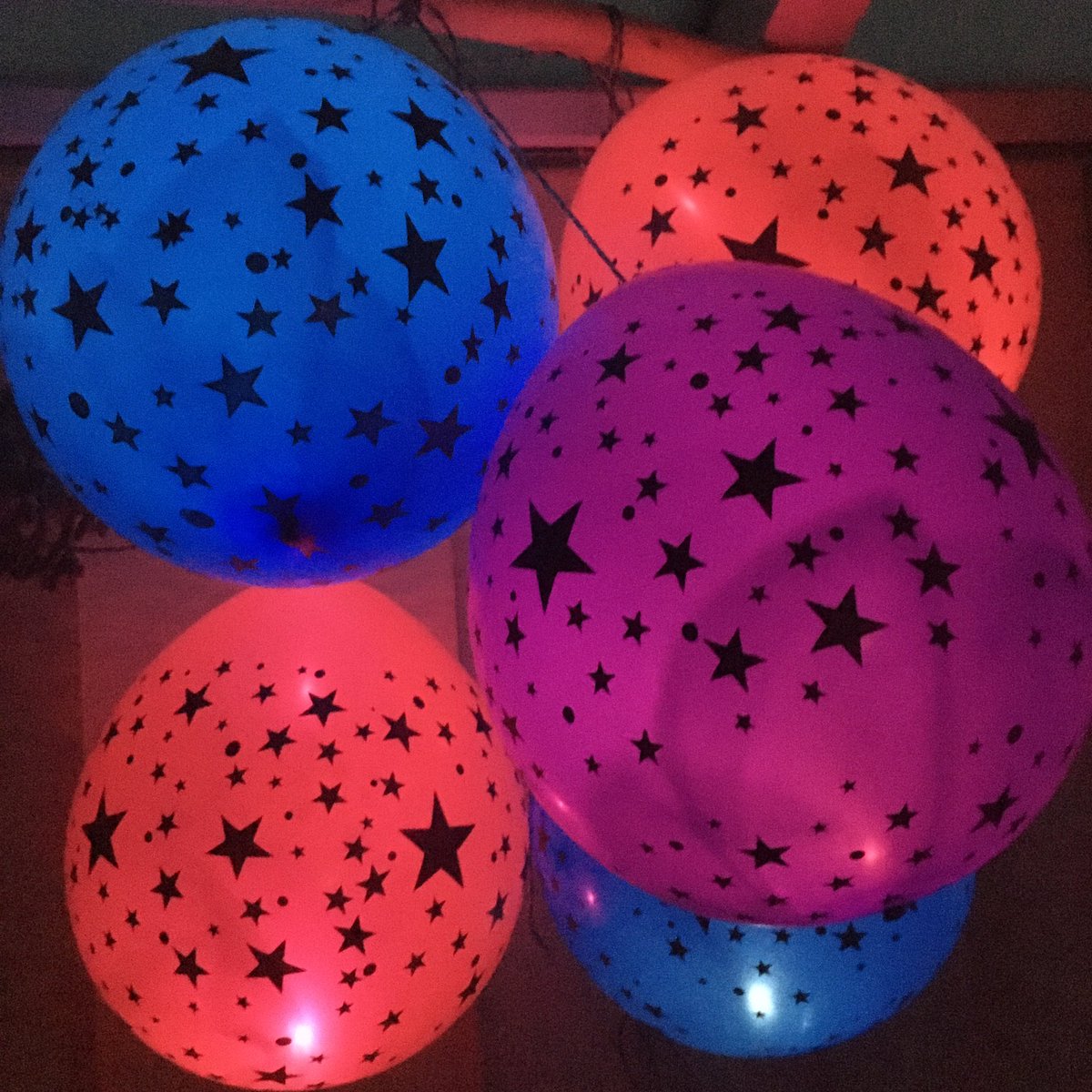 a_randomwalker's tweet photo. I would still raise a glass to 2020, a year reminding us not to give anything for granted and valuing the simplest joys in life - my wish for 2021 is that it will bring us back the freedom to seize the day with renewed awareness. https://t.co/fAcTR0HMMM