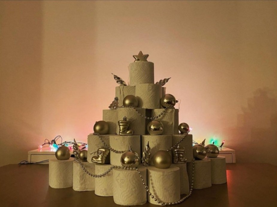 Tamina_S's tweet photo. С 2021 🎄 https://t.co/ju6UYtQUiB