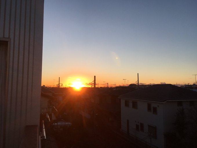 月や富士山も綺麗に見れましたのtwitterイラスト検索結果