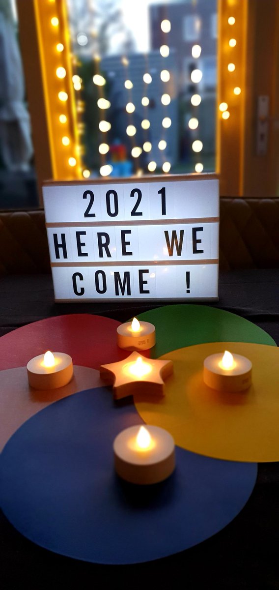 mshammi's tweet photo. Wishing everyone a happy healthy 2021 ! https://t.co/p1SjoB9Yu5