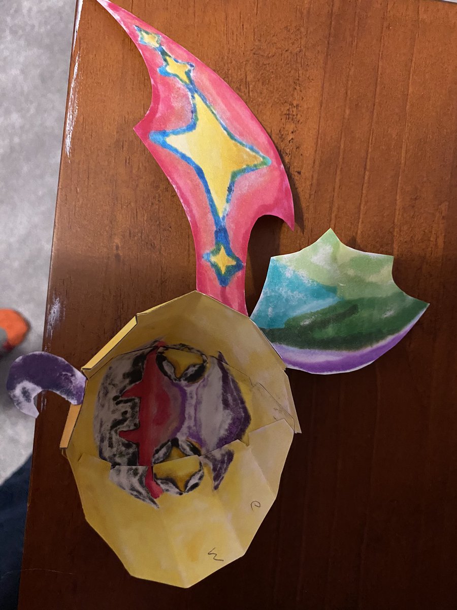 keijithekit_'s tweet photo. have card stock and markers, will make wingus! #ColorTheBlankSlate https://t.co/bfJNuF7gfm
